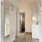 Maryann Apartamento