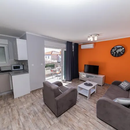Maryann Apartamento