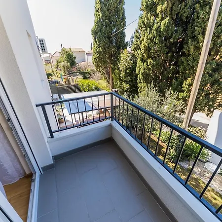 Apartment Maryann Kastela