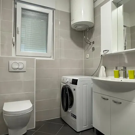 Maryann Apartamento