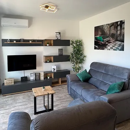 Maryann Apartamento *