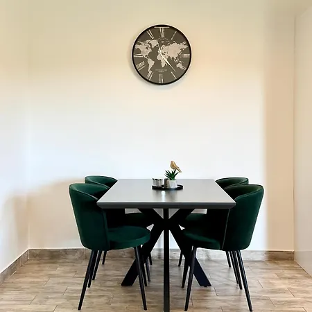 Maryann Apartamento